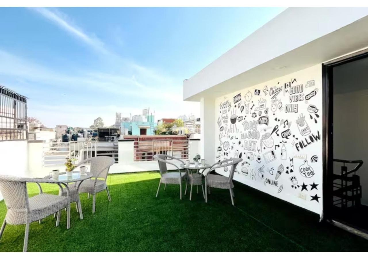 Olive Service Apartments - Greater Kailash Ню Делхи Екстериор снимка