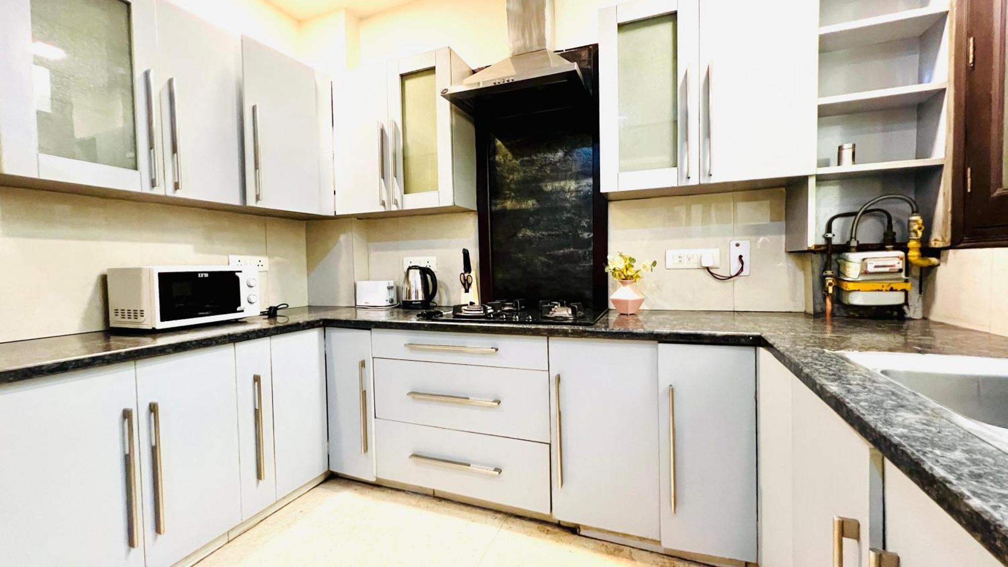 Olive Service Apartments - Greater Kailash Ню Делхи Екстериор снимка