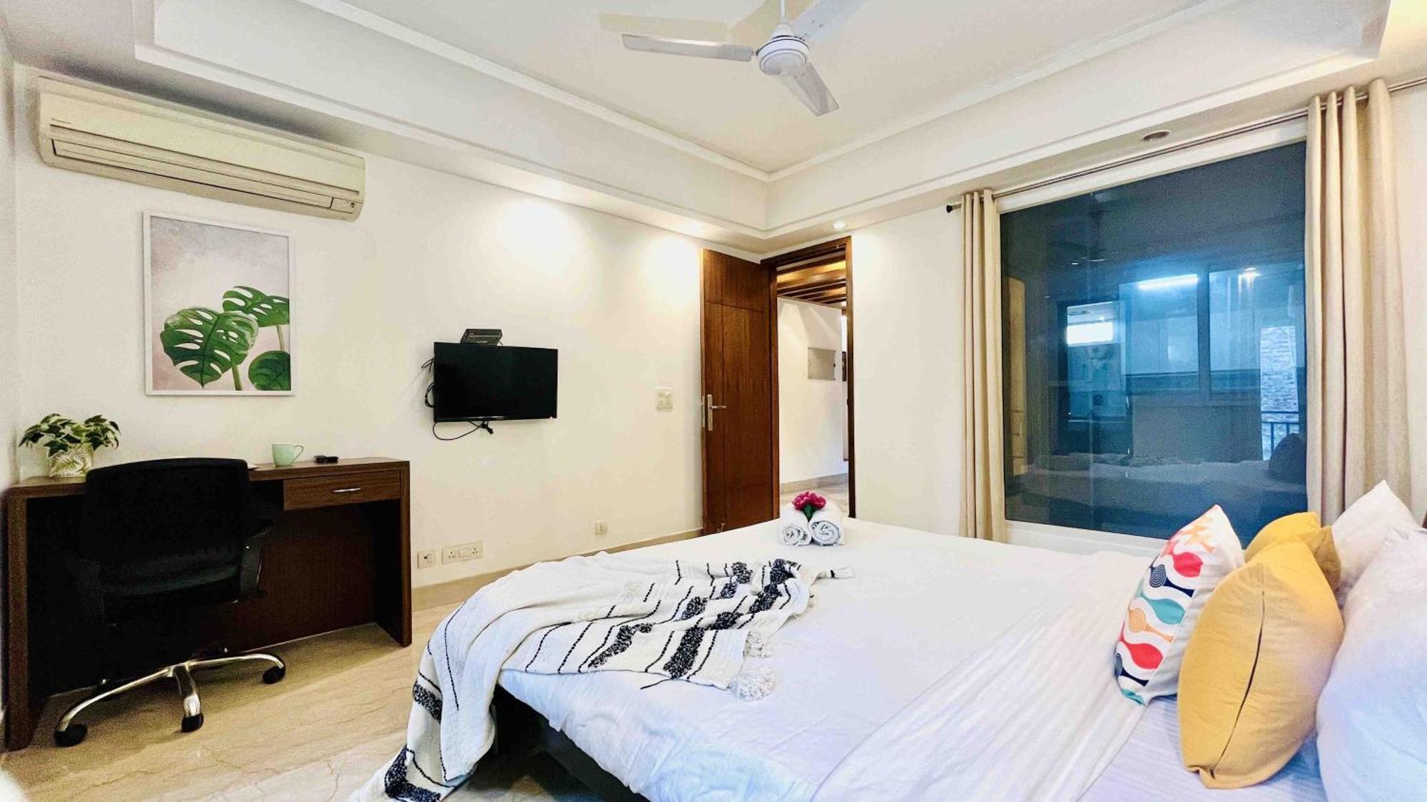 Olive Service Apartments - Greater Kailash Ню Делхи Стая снимка